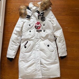 Canada Weather Gear White Parka with Black Trim